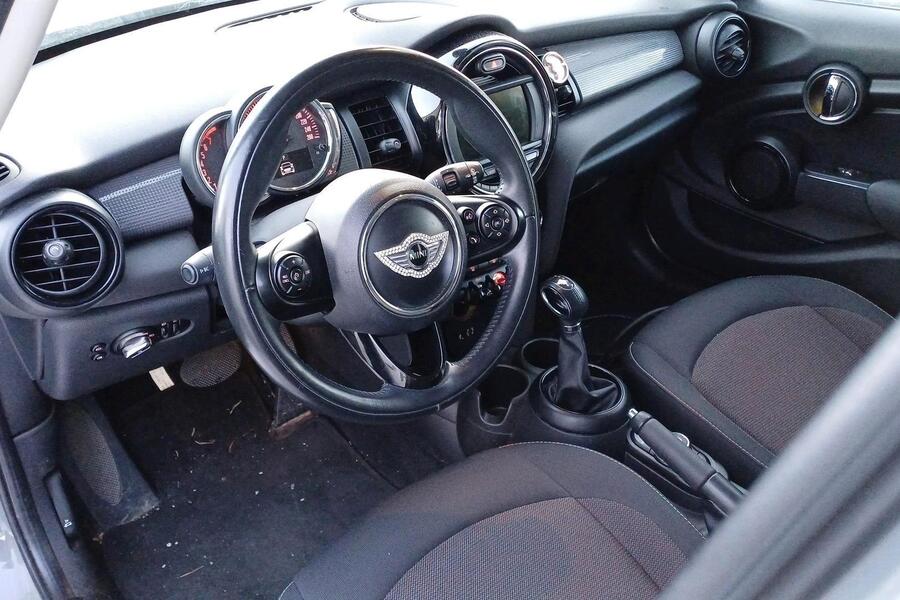 Mini Cooper vaihtoauto