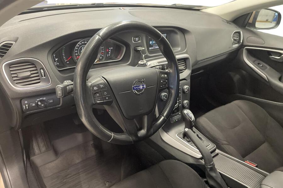 Volvo V40 vaihtoauto