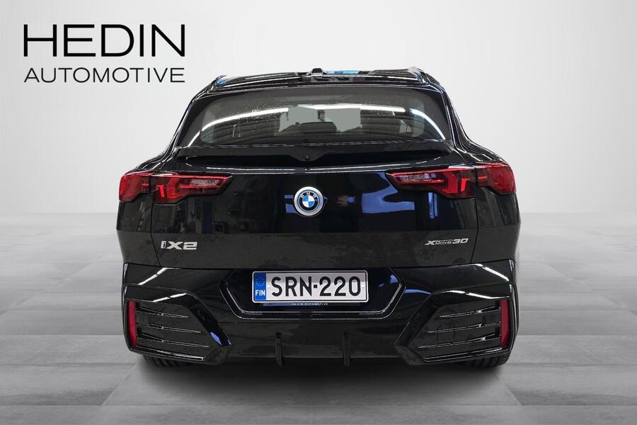 BMW iX2 vaihtoauto