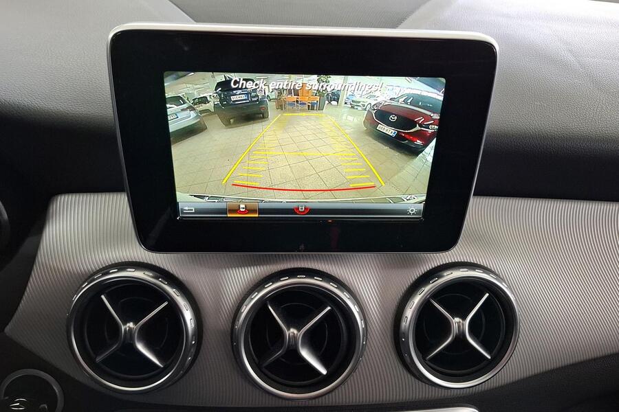 Mercedes-Benz GLA vaihtoauto