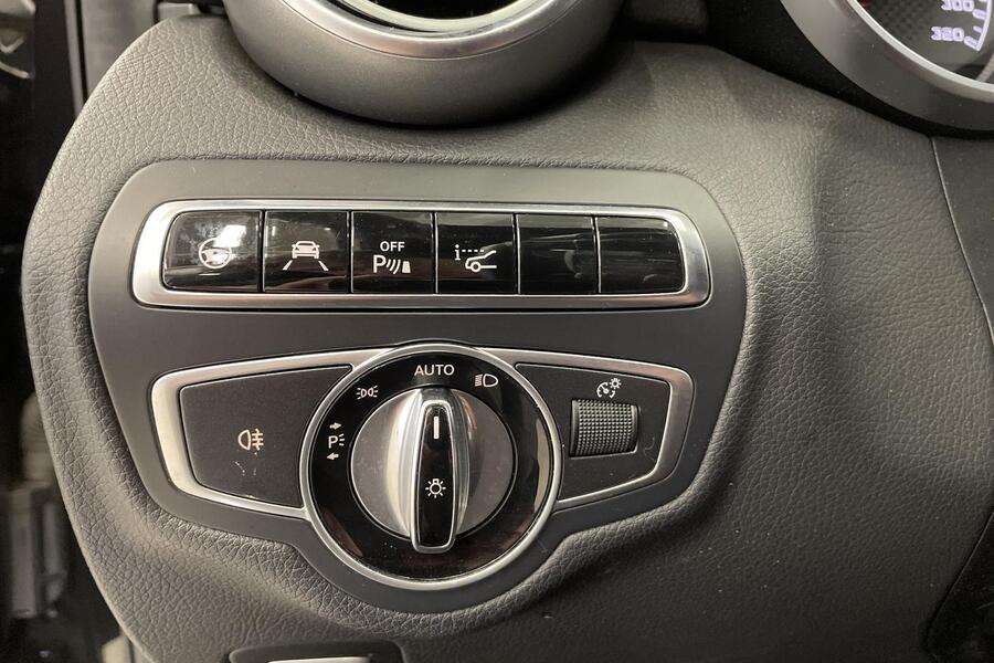 Mercedes-Benz C vaihtoauto