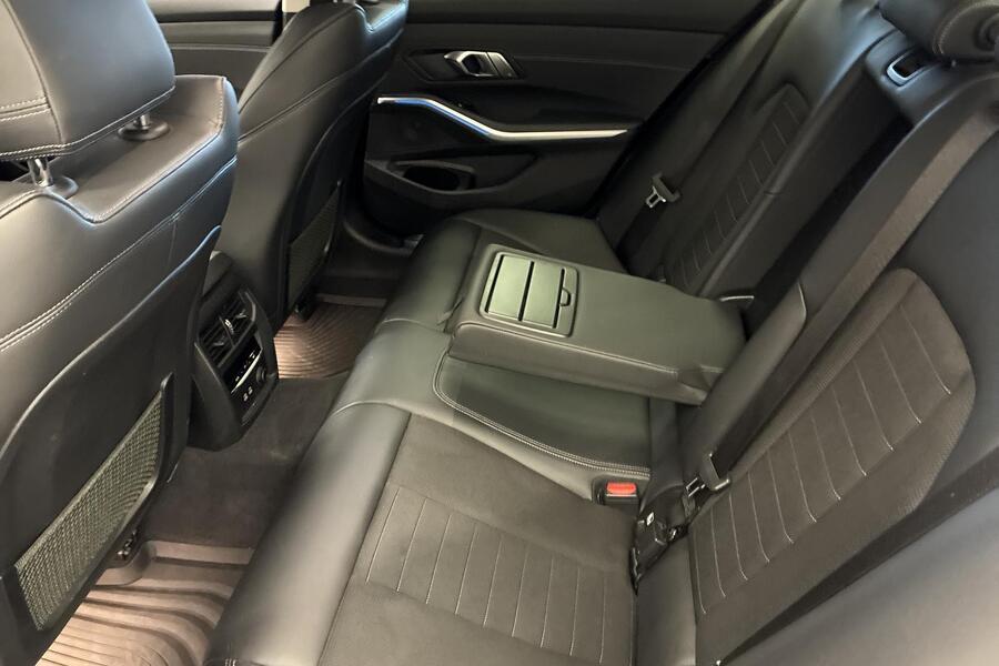 BMW 330 vaihtoauto