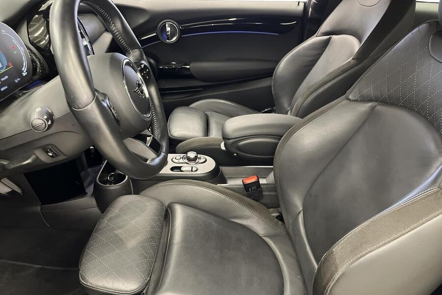 Mini Hatchback vaihtoauto