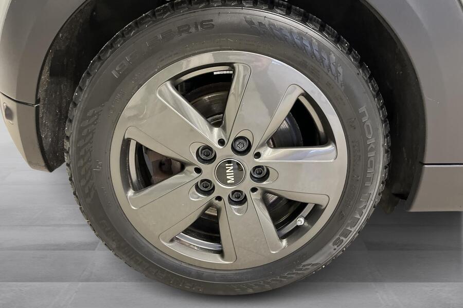 Mini Hatchback vaihtoauto