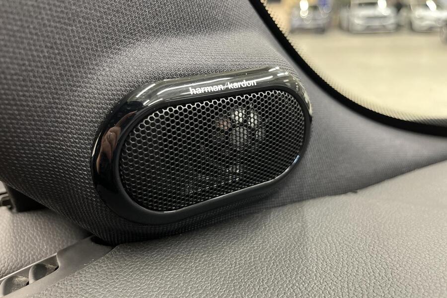 Mini Hatchback vaihtoauto