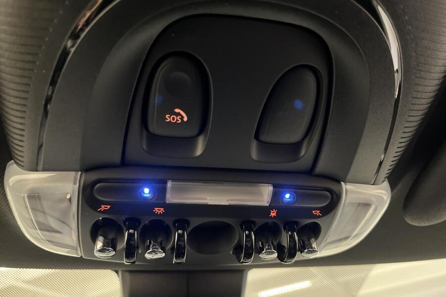 Mini Hatchback vaihtoauto