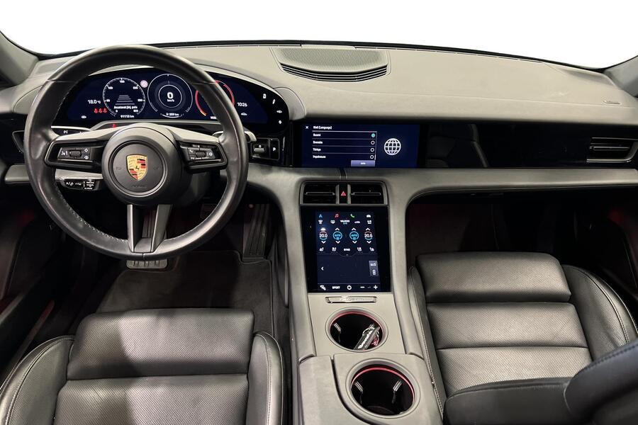 Porsche Taycan vaihtoauto