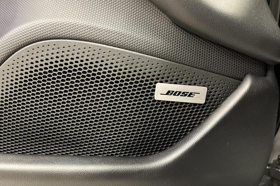 Porsche Taycan vaihtoauto