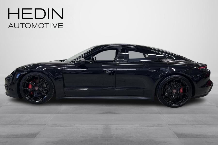 Porsche Taycan vaihtoauto