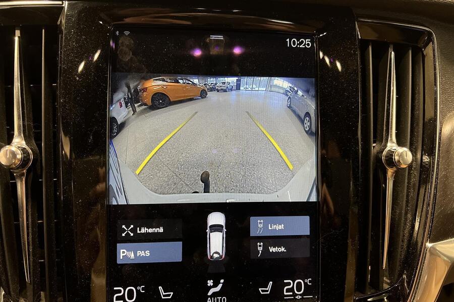 Volvo V90 Cross Country vaihtoauto