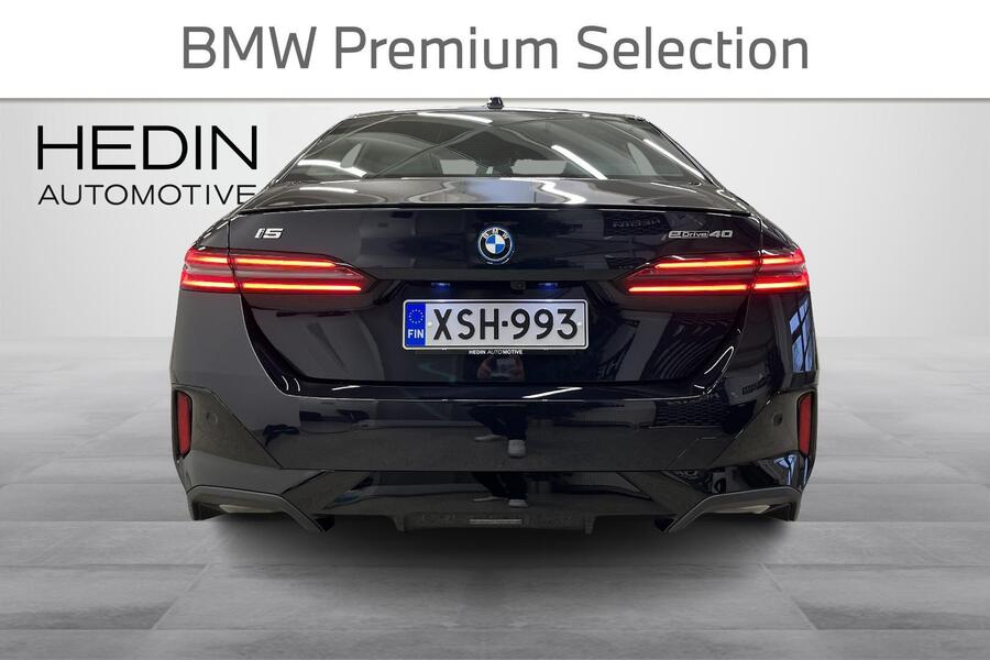 BMW i5 vaihtoauto