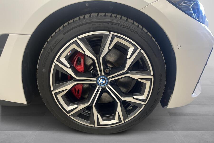 BMW i4 M50 vaihtoauto