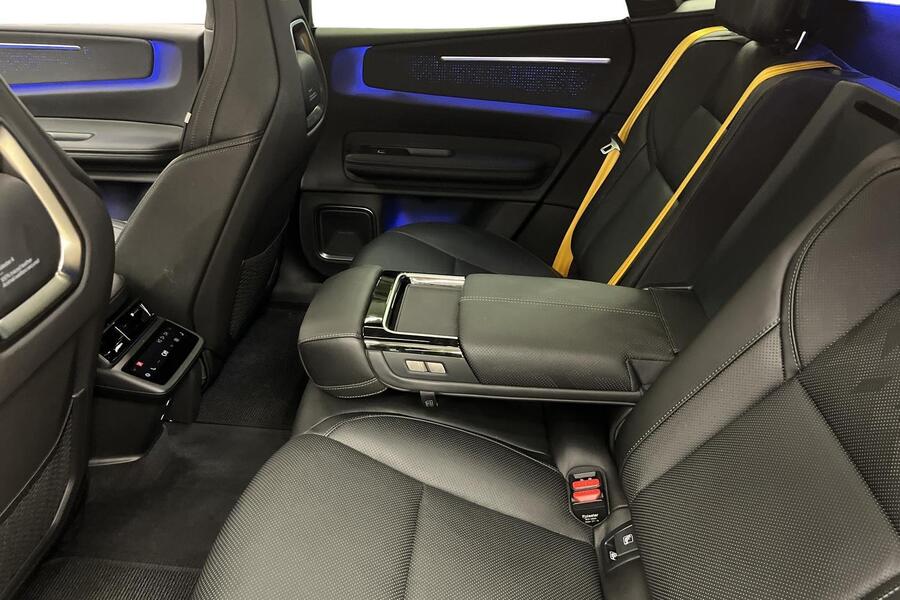 Polestar 4 vaihtoauto