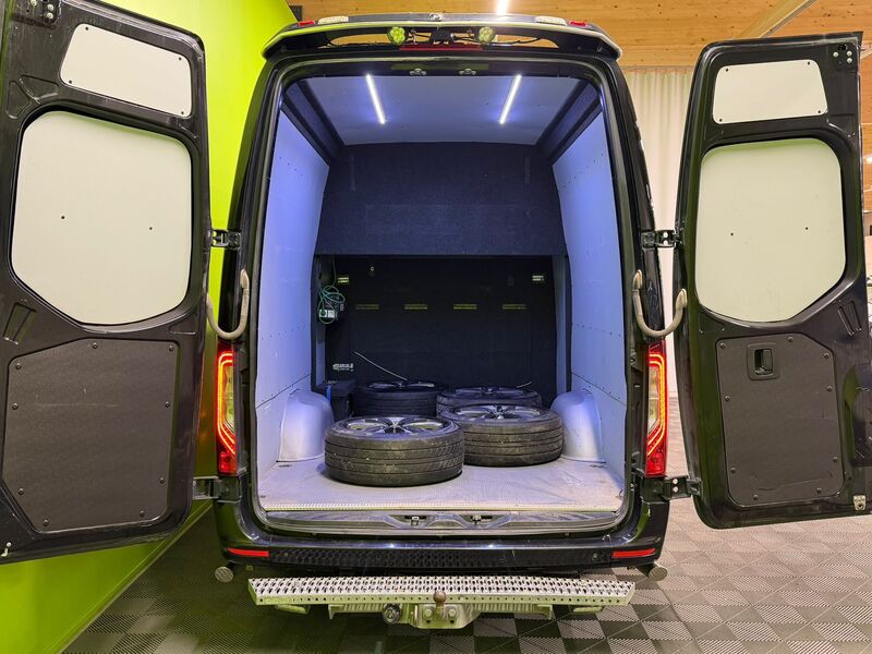 Mercedes-Benz Sprinter vaihtoauto