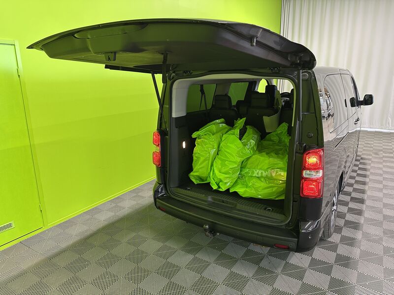 Toyota Proace Verso vaihtoauto