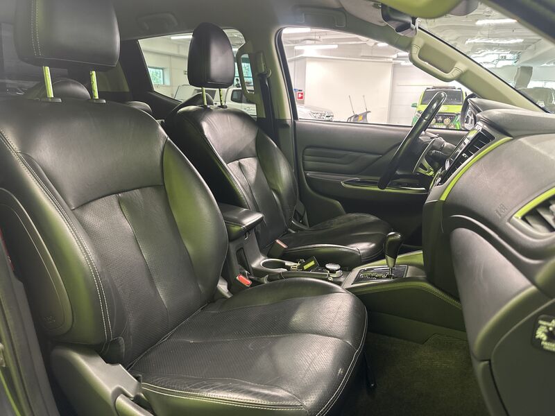 Mitsubishi L200 vaihtoauto