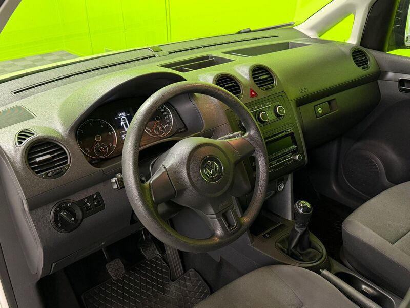 Volkswagen Caddy Maxi vaihtoauto