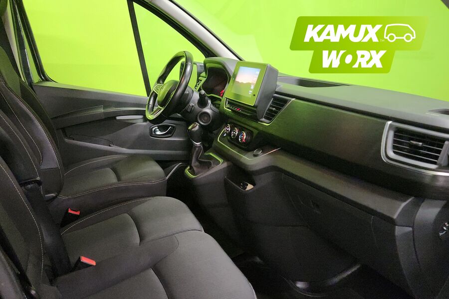 Renault Trafic Combi vaihtoauto
