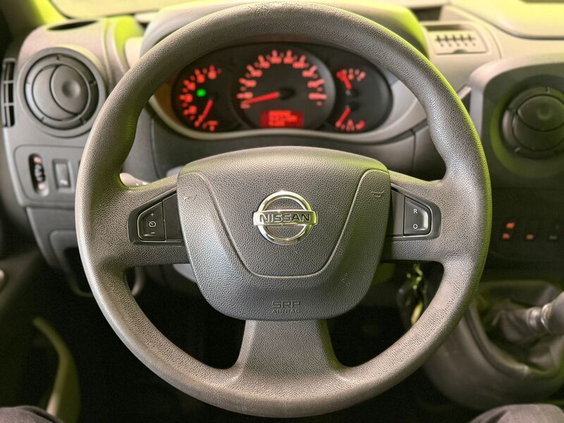 Nissan NV400 vaihtoauto