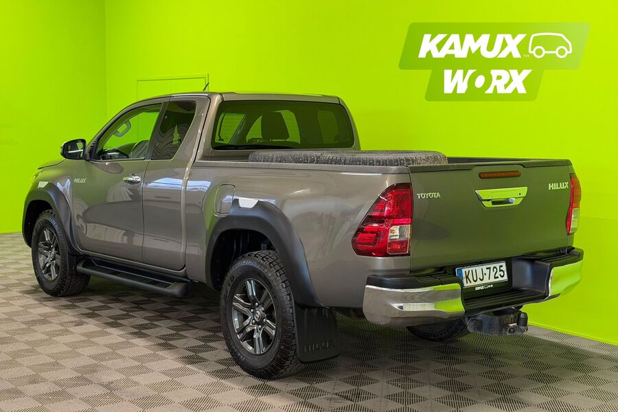 Toyota Hilux vaihtoauto