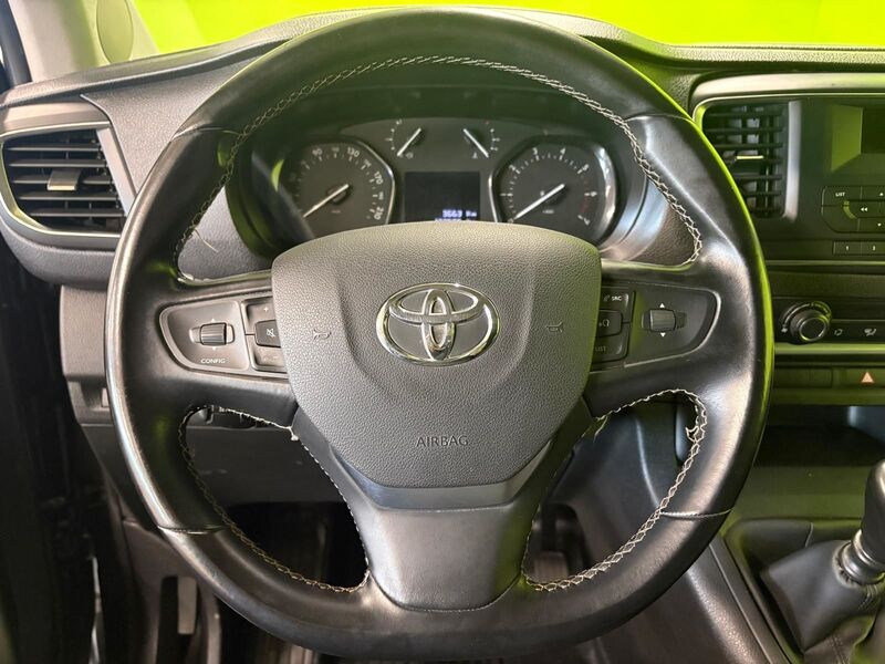 Toyota Proace Verso vaihtoauto