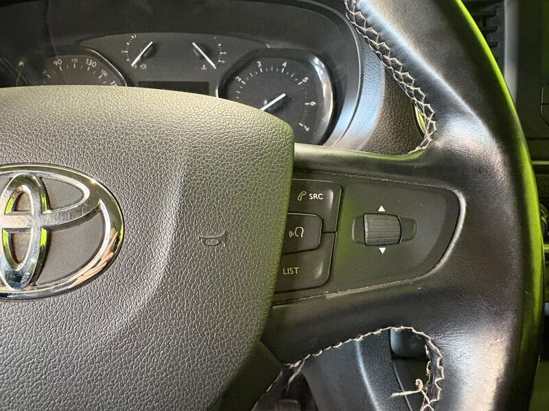 Toyota Proace Verso vaihtoauto