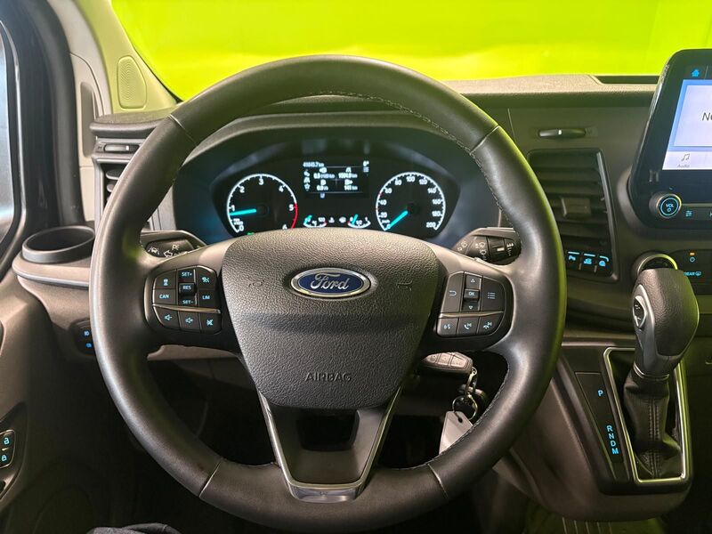 Ford Custom vaihtoauto