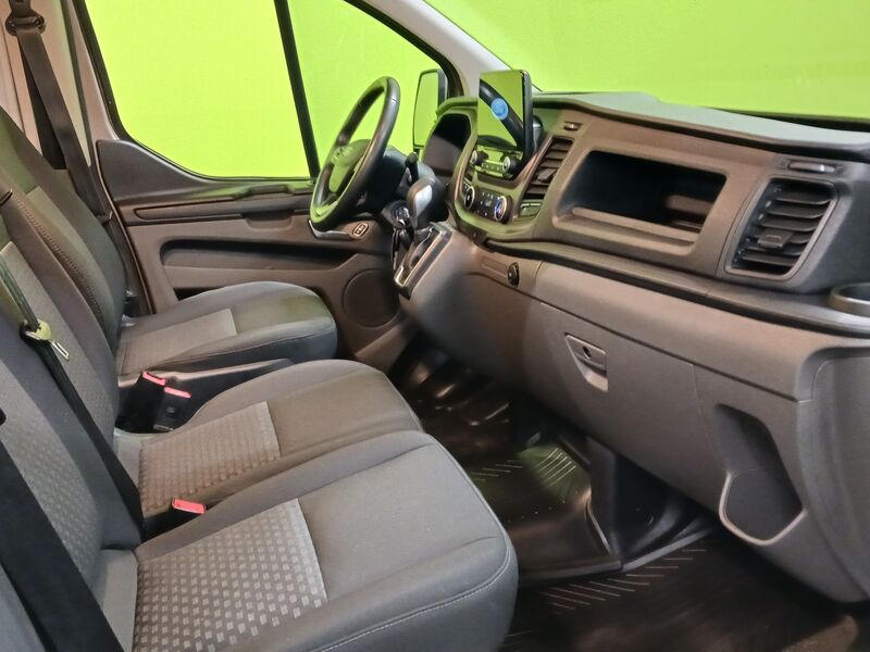 Ford Transit Custom vaihtoauto