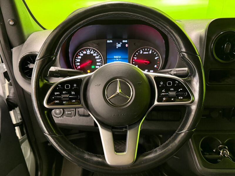 Mercedes-Benz Sprinter vaihtoauto