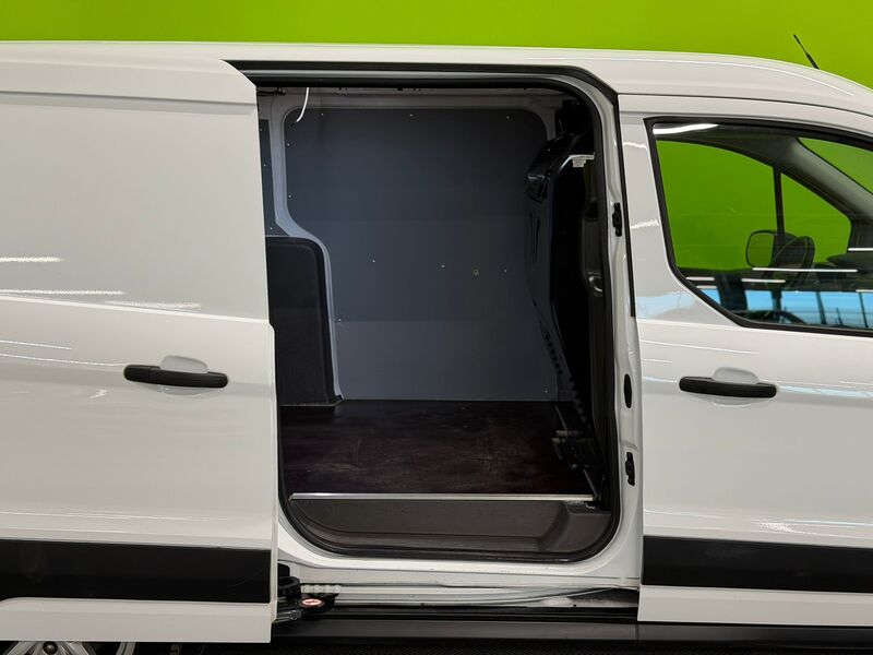 Ford Transit Connect vaihtoauto
