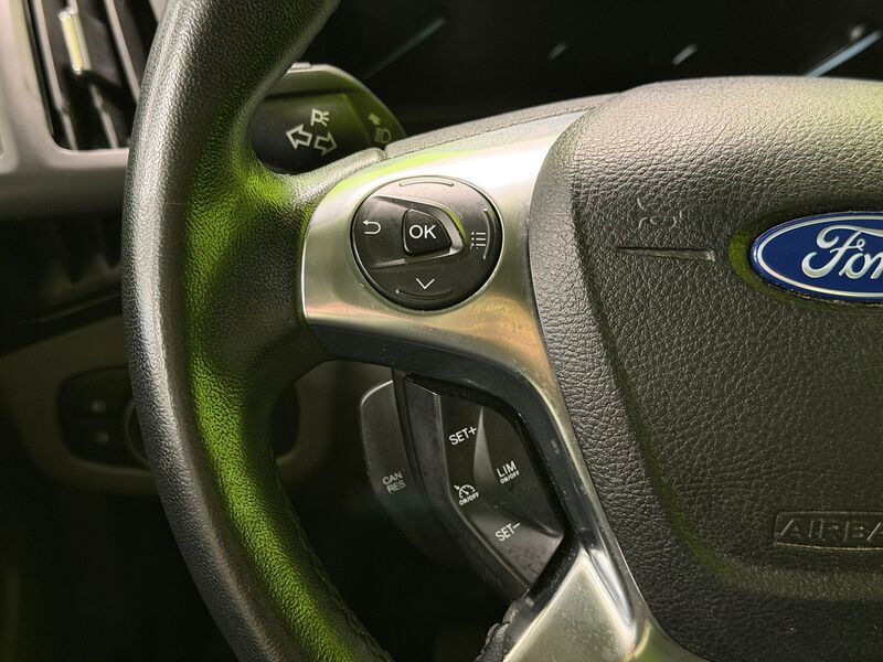 Ford Transit Connect vaihtoauto