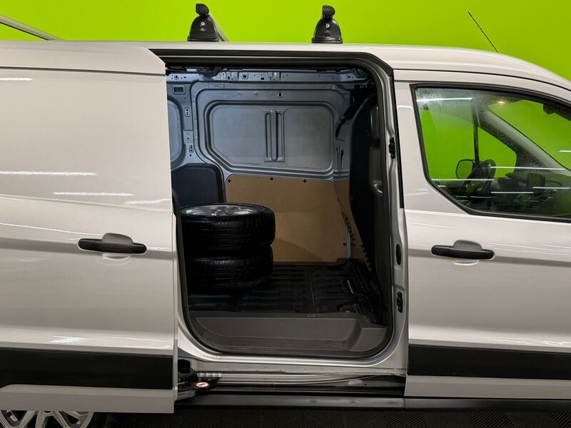 Ford Transit Connect vaihtoauto