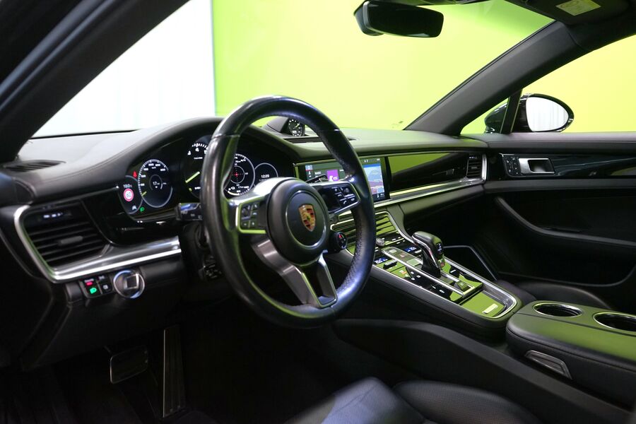 Porsche Panamera vaihtoauto