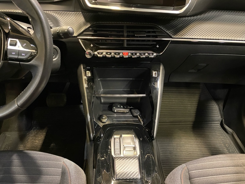 Peugeot 208 vaihtoauto