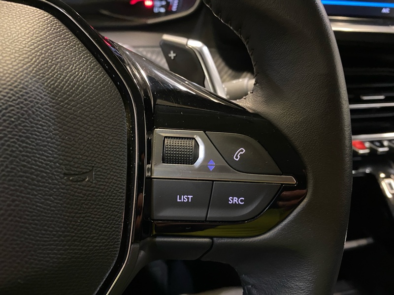 Peugeot 208 vaihtoauto