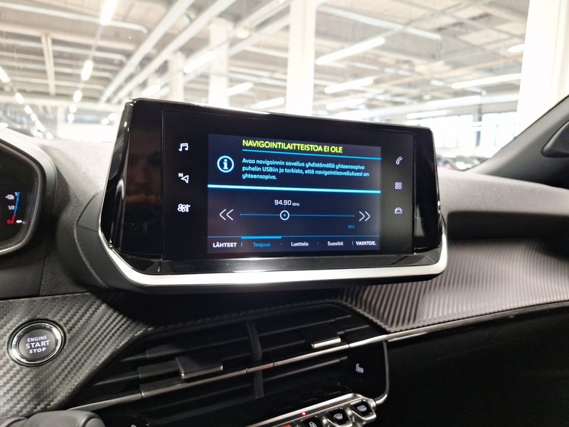 Peugeot e-2008 vaihtoauto