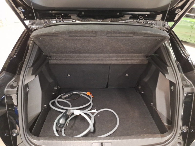 Peugeot e-2008 vaihtoauto