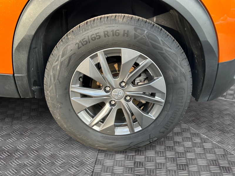 Peugeot e-2008 vaihtoauto