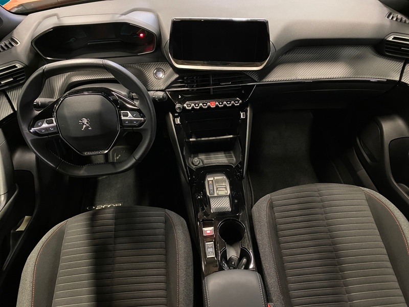 Peugeot e-2008 vaihtoauto