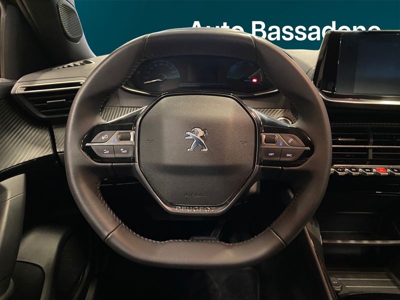 Peugeot e-2008 vaihtoauto