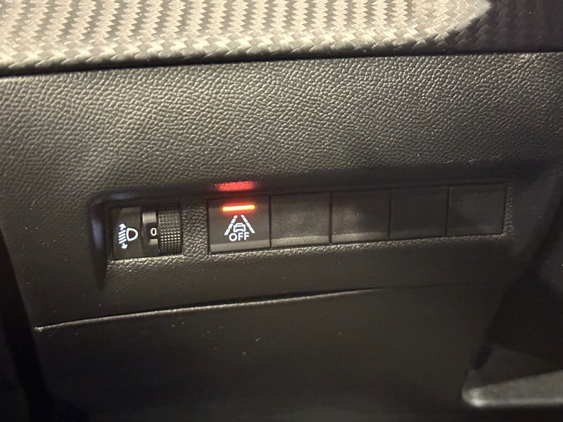 Peugeot e-2008 vaihtoauto