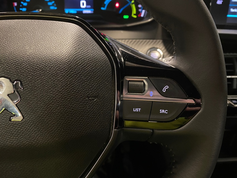 Peugeot e-2008 vaihtoauto