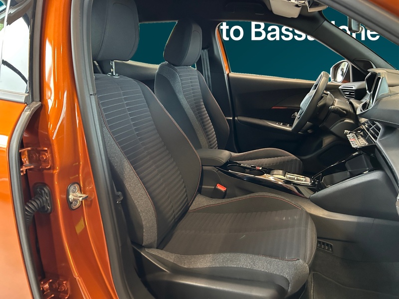 Peugeot e-2008 vaihtoauto