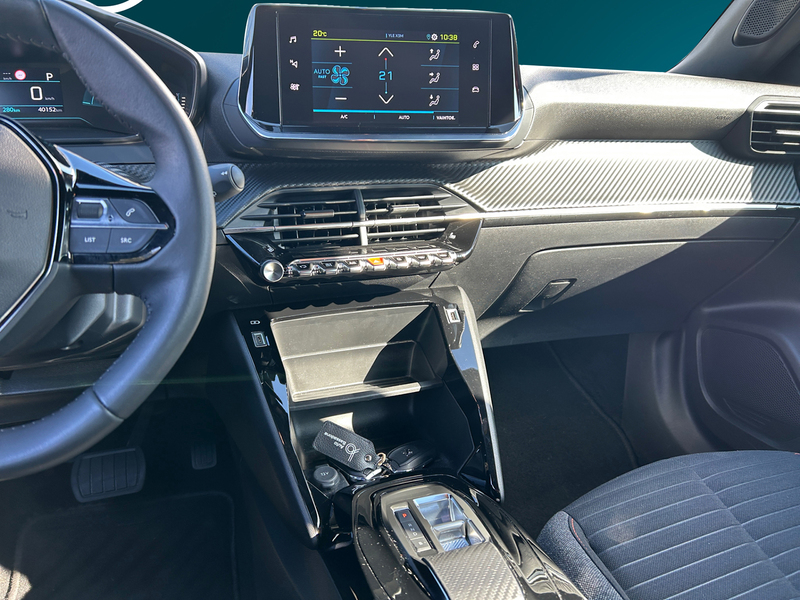 Peugeot e-2008 vaihtoauto