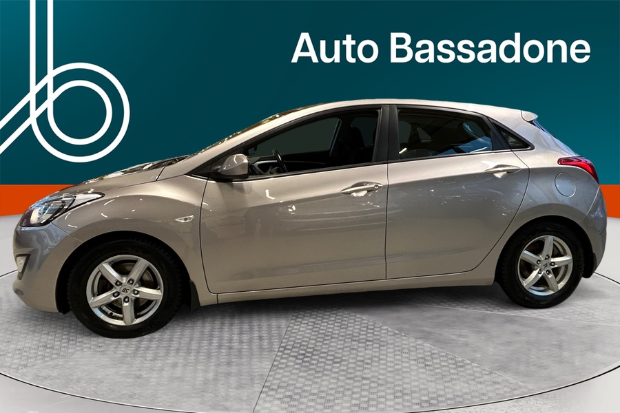 Hyundai i30 5d vaihtoauto