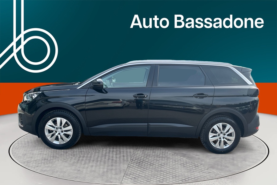 Peugeot 5008 vaihtoauto