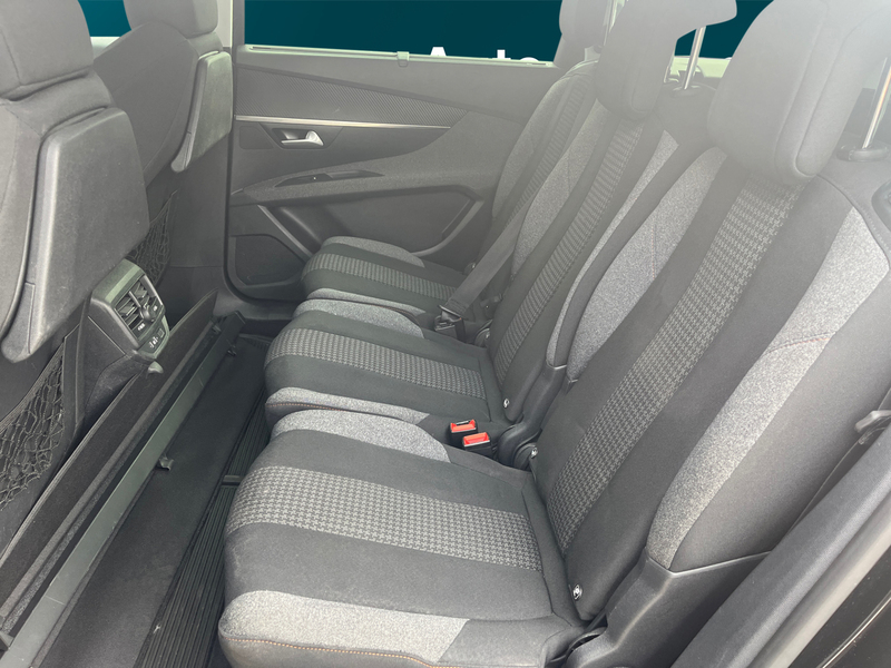 Peugeot 5008 vaihtoauto