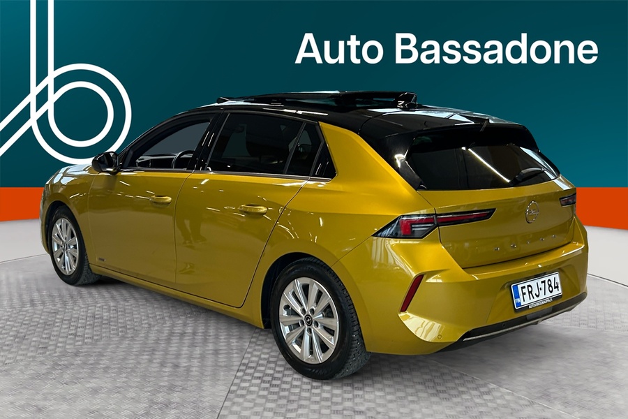 Opel Astra vaihtoauto