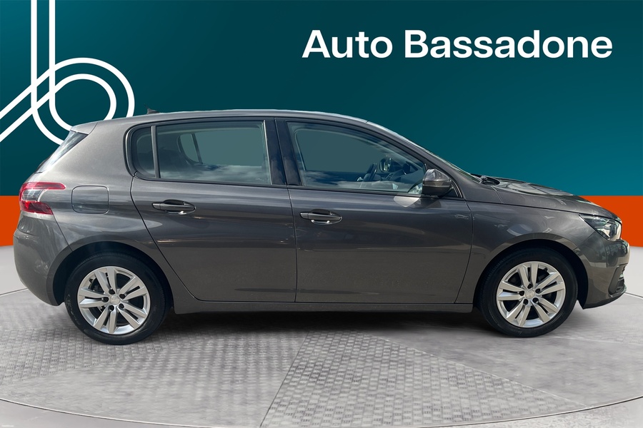 Peugeot 308 vaihtoauto