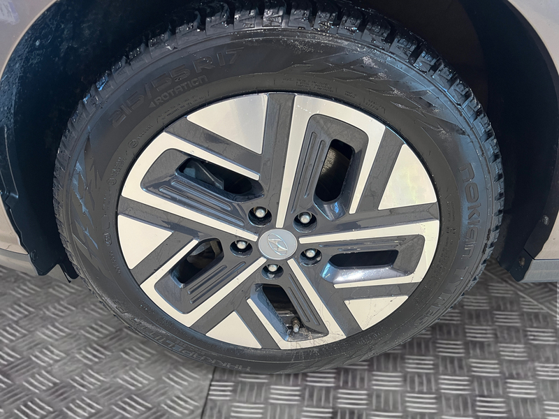 Hyundai Kona vaihtoauto